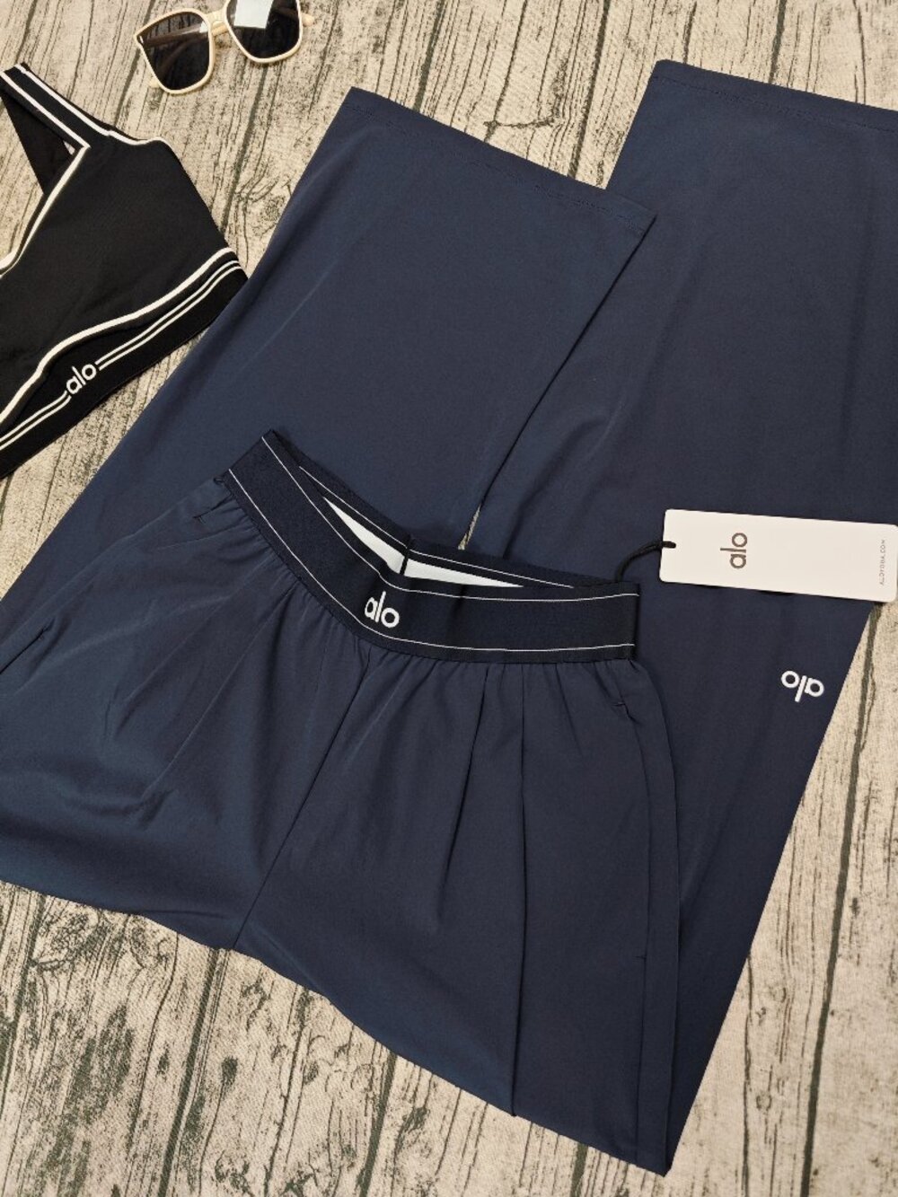 NWT XS🛒ALO Yoga Suit Up Trouser Navy Blue | 30" Everyday Travel Pants - Picture 7 of 8